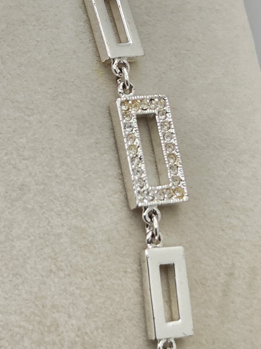 Signed Napier Rhodium Plated Art Deco Style Rhinestone Link Necklace - Picture 10 of 16